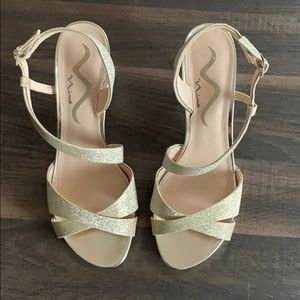 EUC Nina Sparkly Gold Heels-Worn Once-Size 9